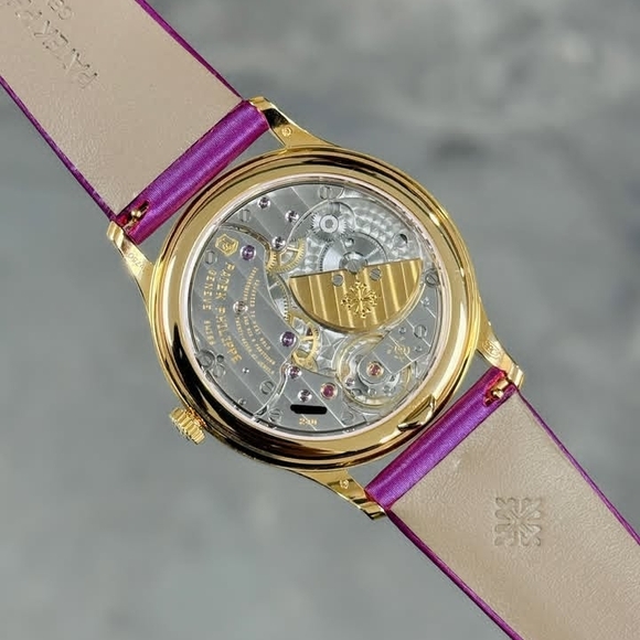 Elegant Purple and Gold Women\'s Watch main image 4